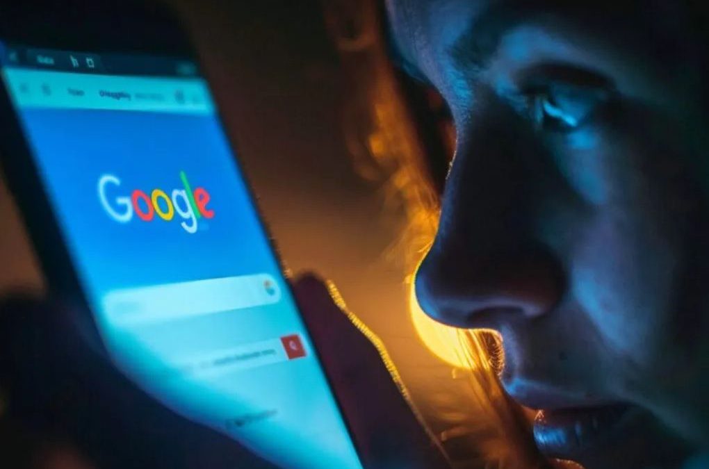 Era de esperar que la Publicidad llegara a los AI Overviews de Google: Así serán sus anuncios