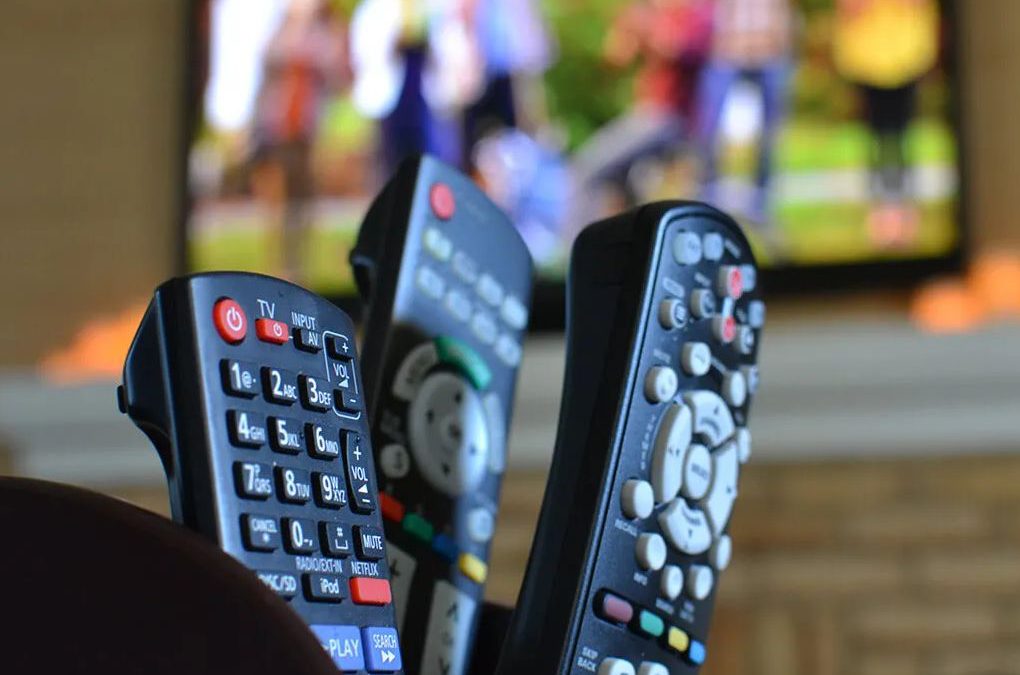 Los medios tradicionales están perdiendo rápidamente clientes, experimentando un éxodo crítico que señala un peligro inminente